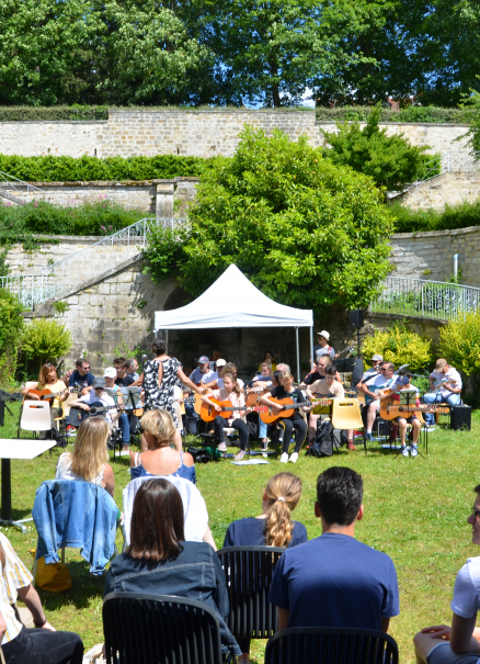 Guitares aux jardins