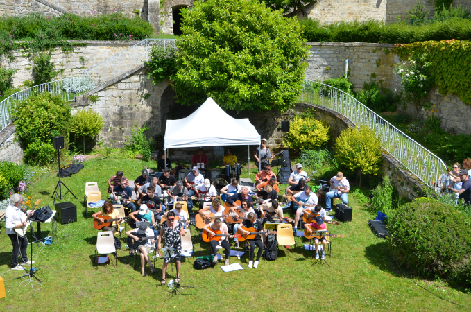 Guitares aux jardins
